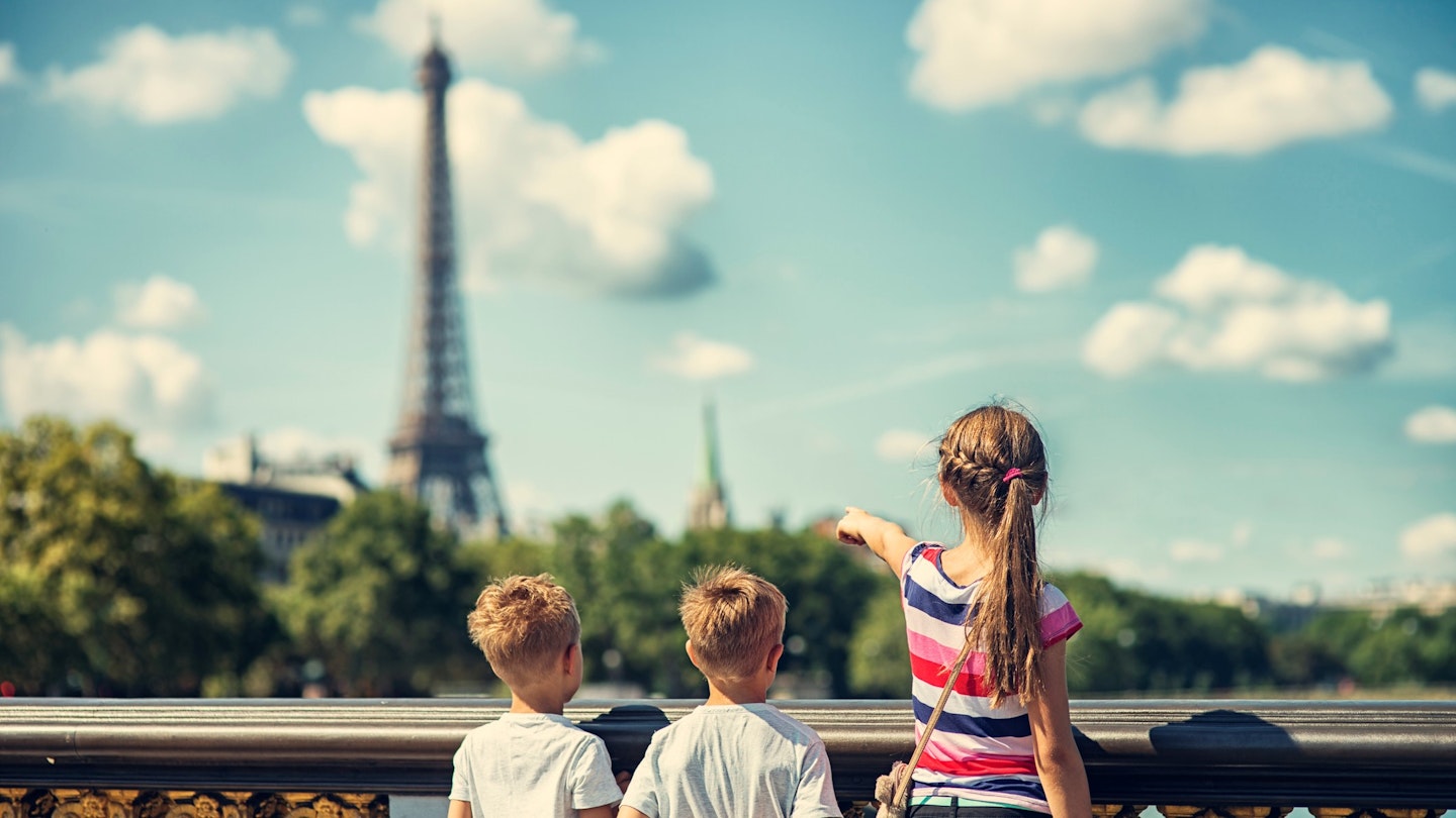 Three kids visiting Paris. They are looking from the Pont Alexandre III at the Eiffel Tower. The girl is aged 9 and her brothers are aged 6..
Three kids visiting Paris. They are looking from the Pont Alexandre III at the Eiffel Tower. The girl is aged 9 and her brothers are aged 6...
674753640