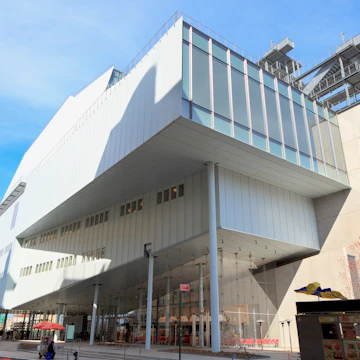 516988310
2000s Style; 60595; Art; Art And Craft; Art Museum; Arts; Chelsea - New York; City; Cityscape; Education; Exhibition; High Line Park; Horizontal; Hotel; Man Made Structure; Manhattan - New York City; Modern; Modern Art; Museum; New York City; No People; Outdoors; Painted Image; Photography; Postmodern; Public Park; Renzo Piano; Staircase; The Americas; Tribal Art; USA; Whitney Museum of American Art;
March 22, 2016: The new Whitney museum, a six-story asymmetrical building designed by Renzo Piano.