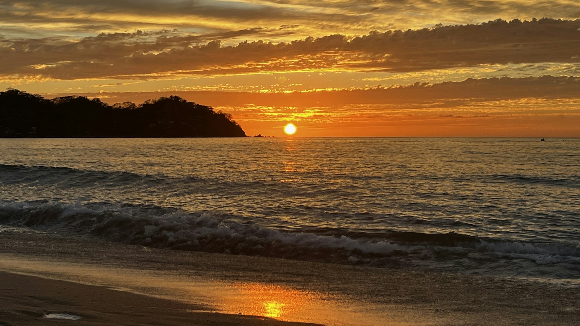 Sunset on a Mexican beach
