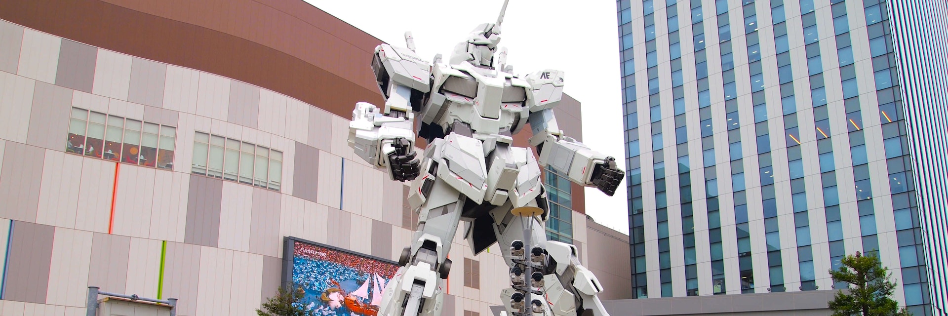 ODAIBA, TOKYO, JAPAN - October 18th, 2019: "The Life-Sized Unicorn Gundam Statue" in Odaiba, Tokyo. Unicorn Gundam is a fictional robot featured in one of the titles of a famous Japanese anime series.