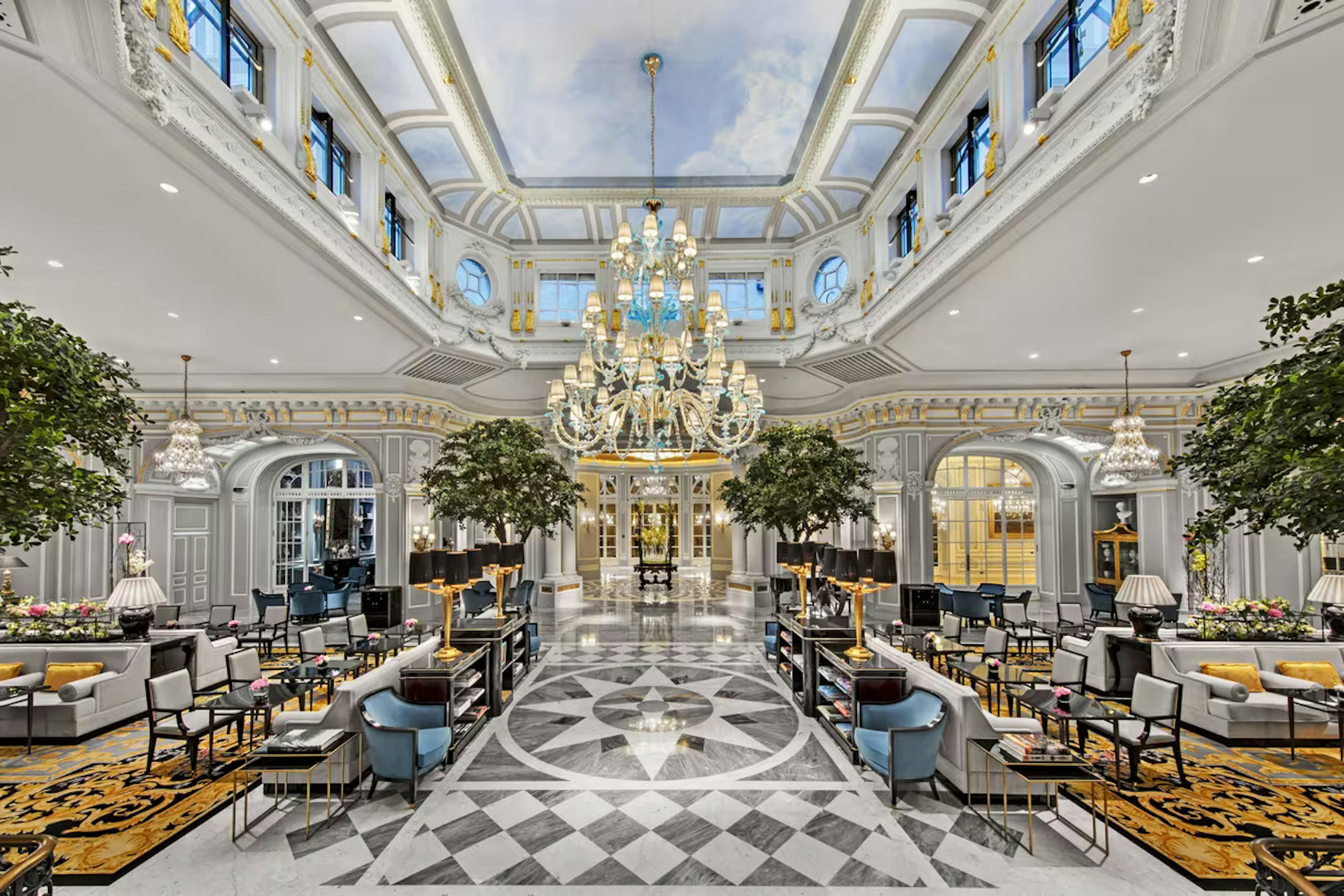 The lobby of the St. Regis Rome