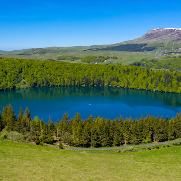 Lac Pavin and forest.