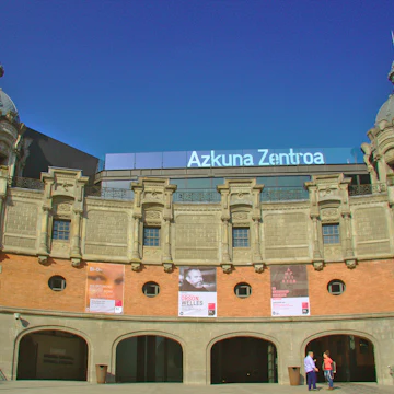 General view of Azkuna Zentroa, Alhondiga building.