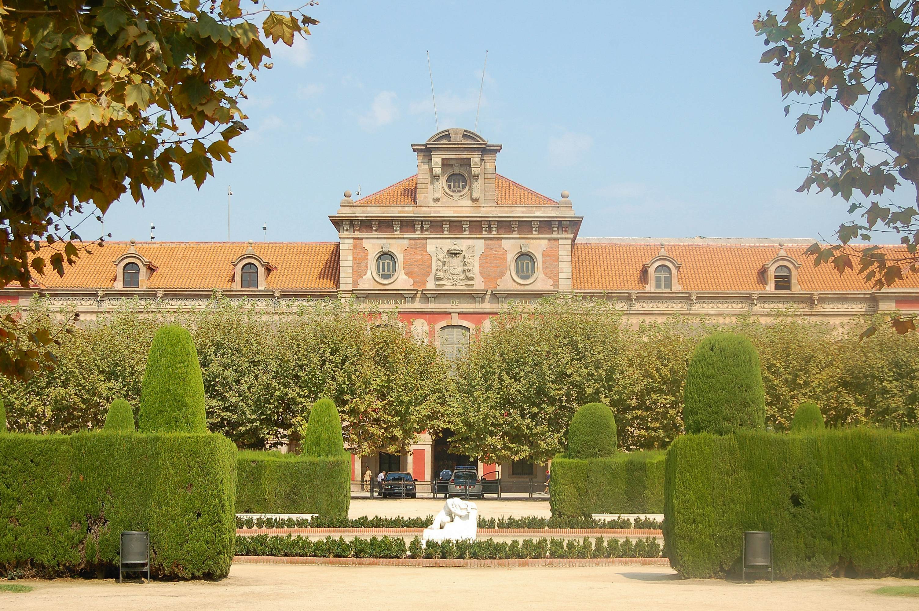 Barcelona, Catalonia, Spain.  Parliament of Catalonia (Parlament de Catalunya) building in the Ciutadella Park (Parc de la Ciutadella).