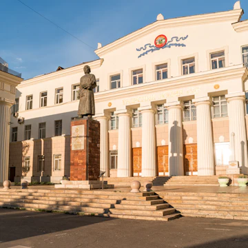 Ulaanbaatar, Mongolia - August 8, 2018: National Library of Mongolia with statue of Byambyn Rinchen in front of building.; Shutterstock ID 1596873190; your: Barbara Di Castro; gl: 65050; netsuite: digital; full: poi
1596873190