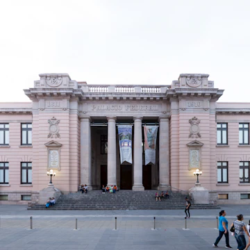 Facade of Casa Chihuahua.