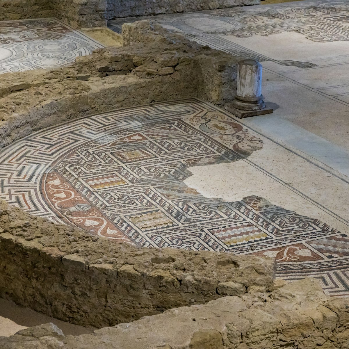 Gallo-Roman mosaics of the Villa Loupian.