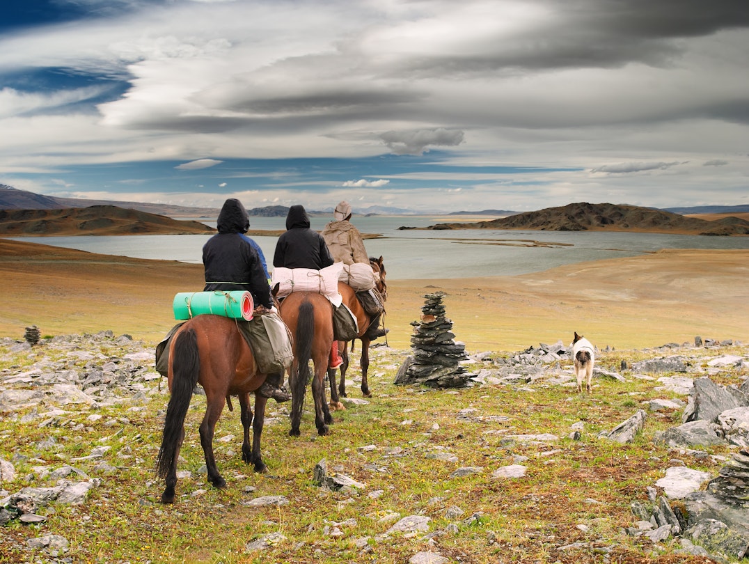 Horseriders in mongolian wilderness; Shutterstock ID 4176595; your: Claire Naylor; gl: 65050; netsuite: Online editorial; full: Mongolia getting around
4176595