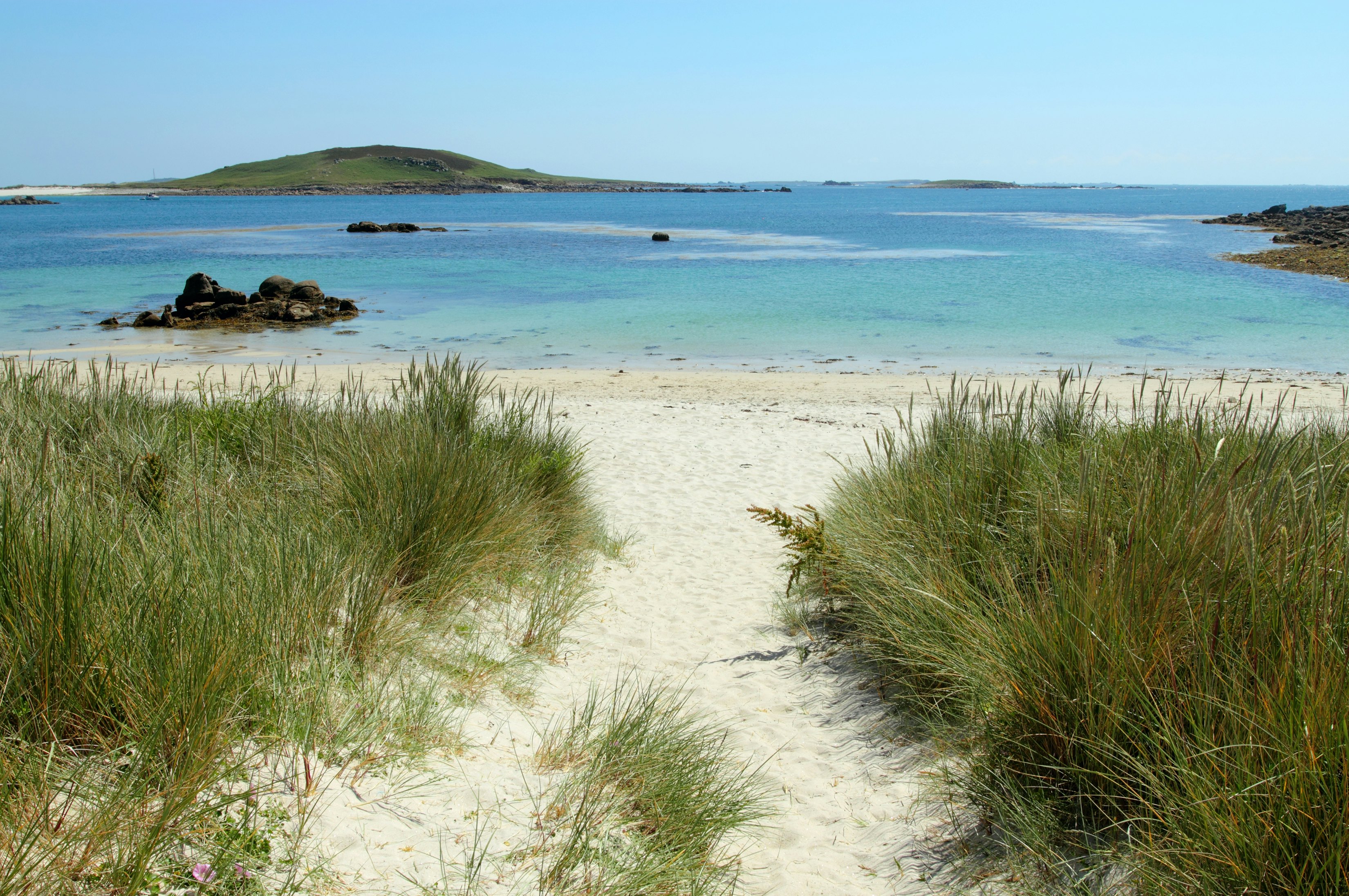 Path to Rushy Bay beach in Bryher.