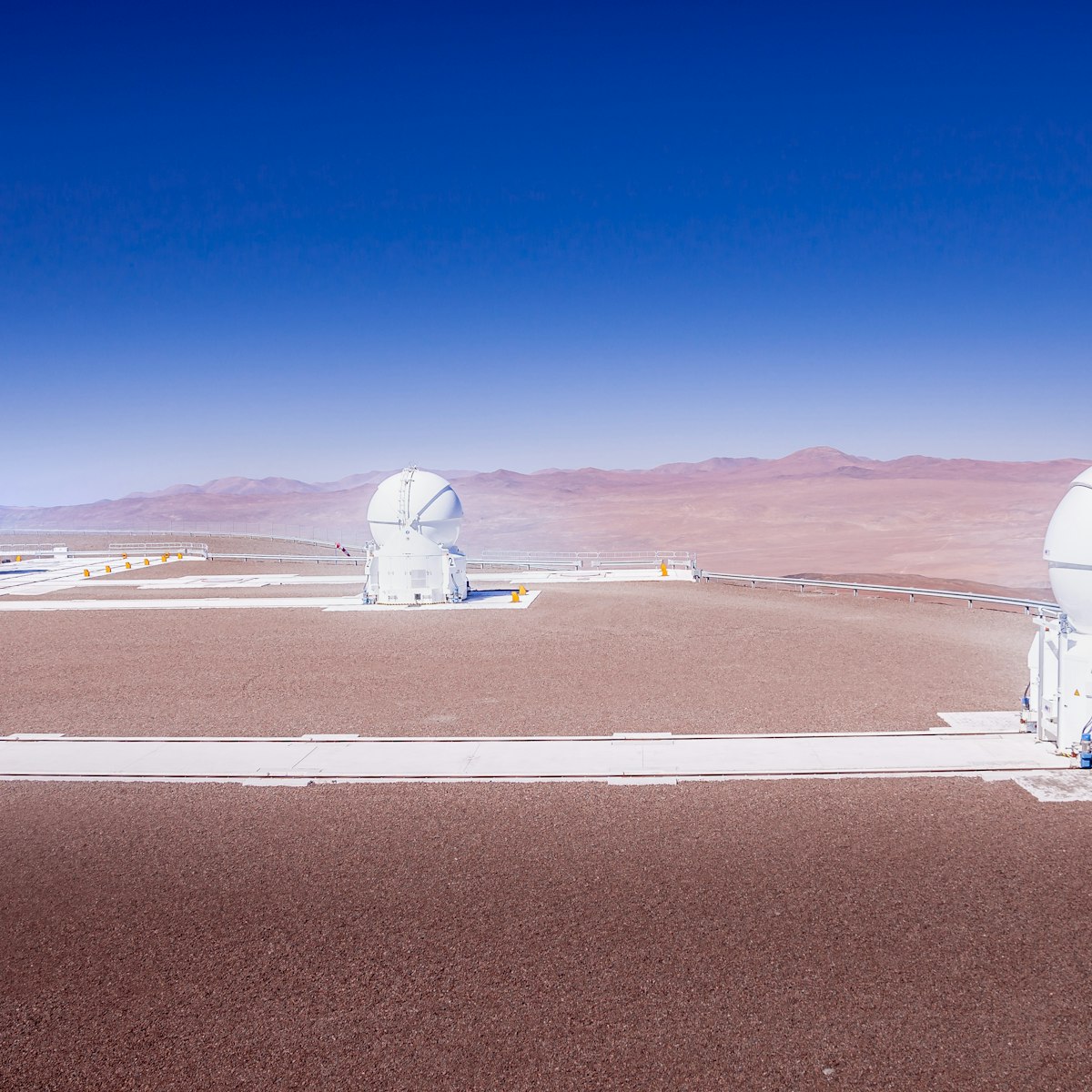  The VLT, Very Large Telescope complex at the European Southern Observatory located on Cerro Paranal in the middle of the Atacama desert in Chile.