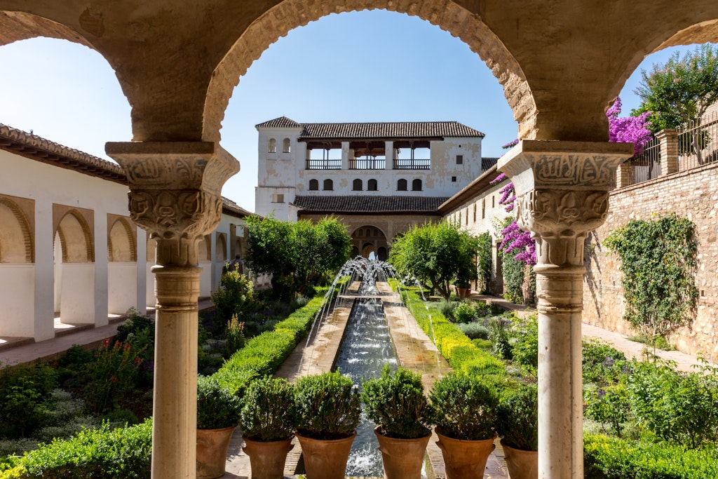 10-of-the-best-things-to-do-in-granada-spain-lonely-planet