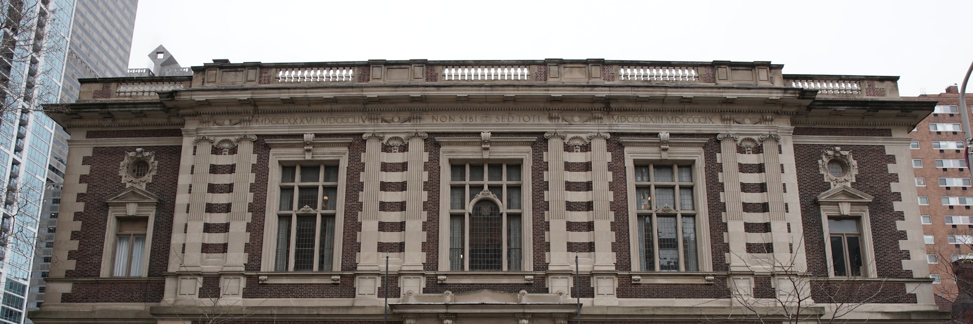 Exterior of the Mütter Museum at The College of Physicians of Philadelphia.