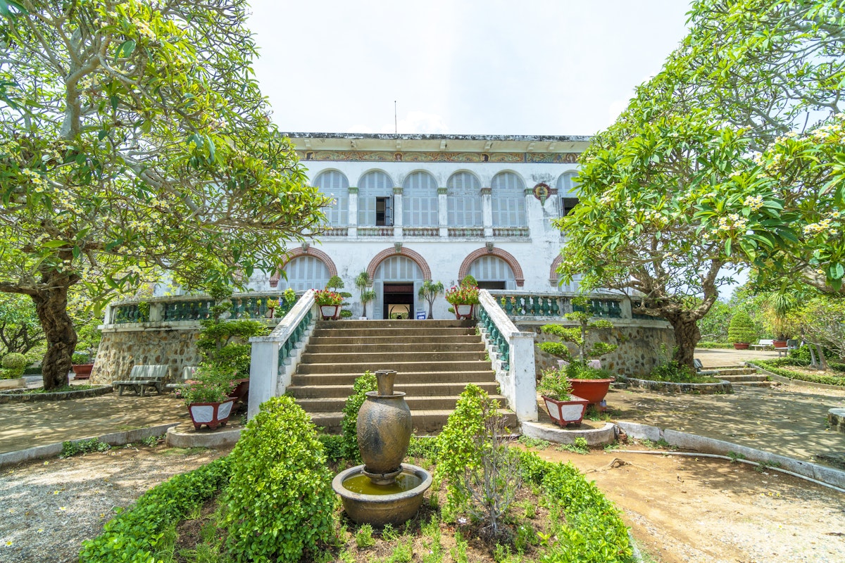 Villa Blanche - White Palace of Vung Tau City.