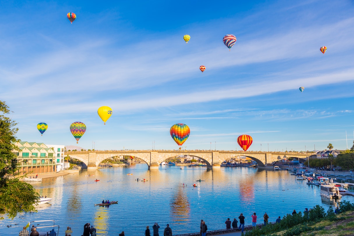 Hot Air Balloons over the London Bridge; Shutterstock ID 173708021; your: Alex Howard; gl: 65050; netsuite: Online Editorial; full: 65050/Online Editorial/Alex Howard/Best beaches in Arizona
