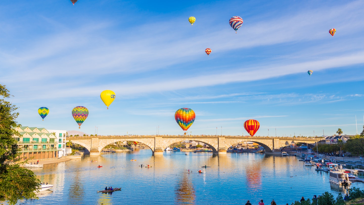 Hot Air Balloons over the London Bridge; Shutterstock ID 173708021; your: Alex Howard; gl: 65050; netsuite: Online Editorial; full: 65050/Online Editorial/Alex Howard/Best beaches in Arizona