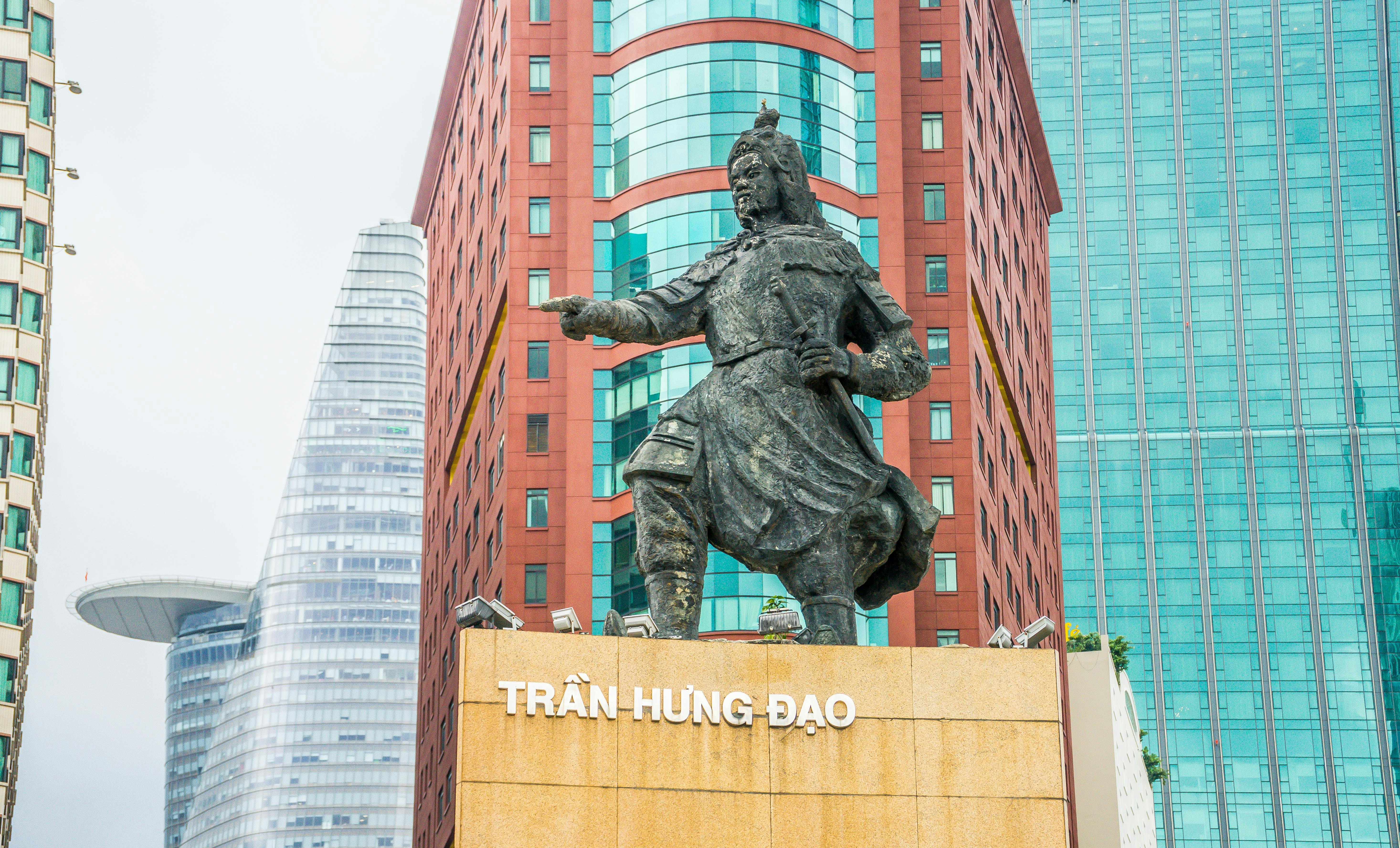 Tran Hung Dao statue in Me Linh Area of District 1, Saigon central.