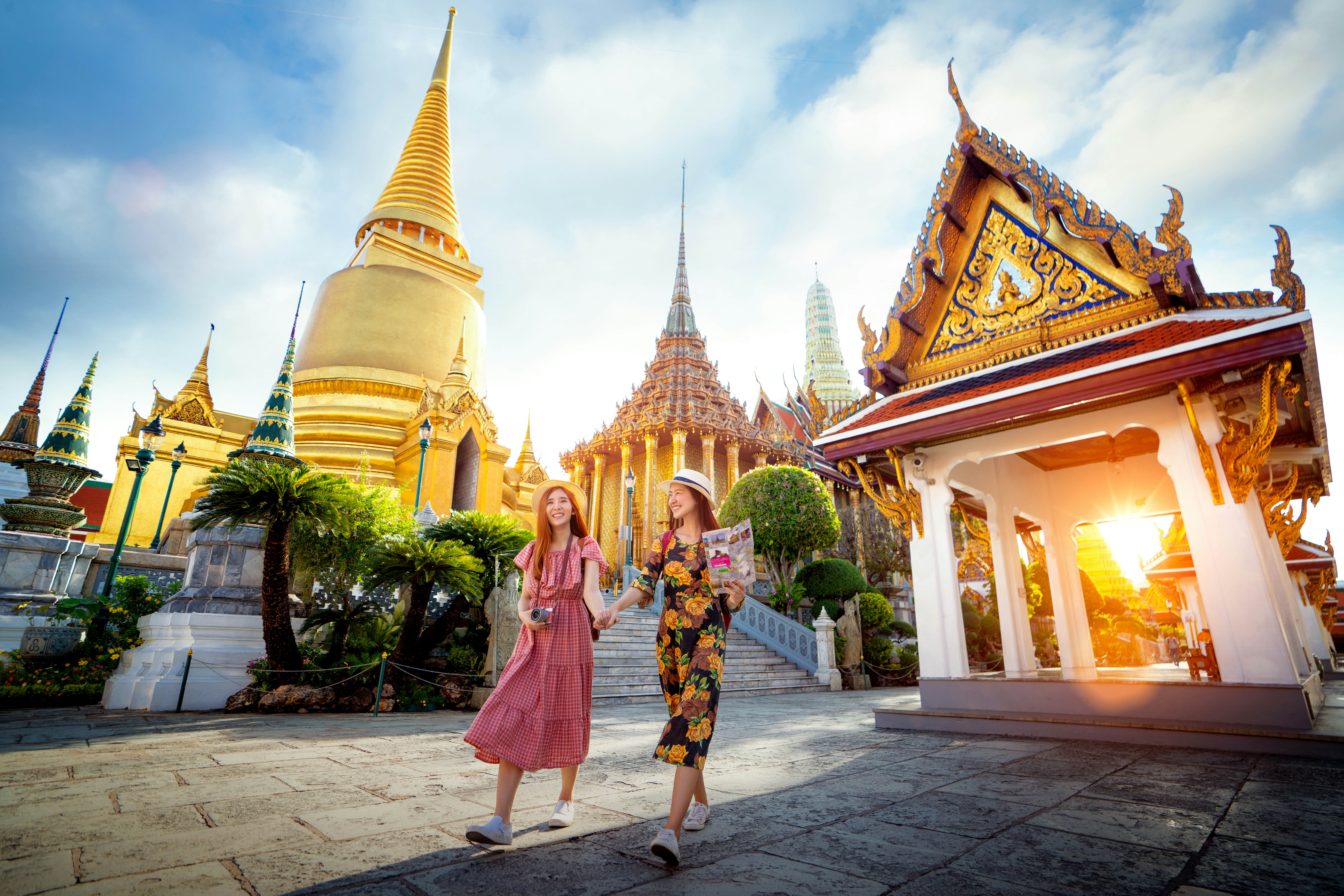 Dream World Bangkok , 6 reasons to visit & enjoy the ultimate amusement