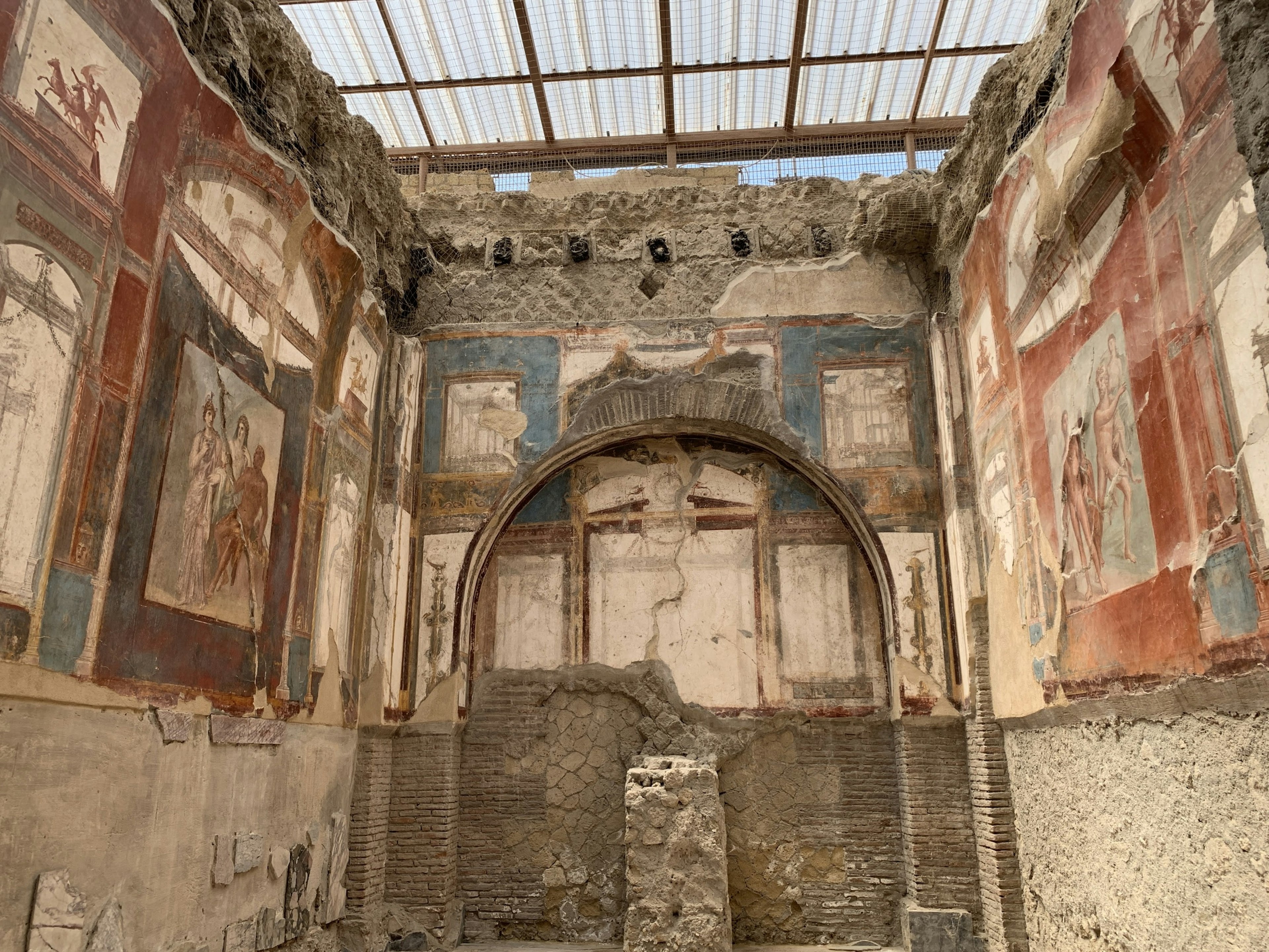 Herculaneum-Photo-by-Katryna-Snow1.jpg