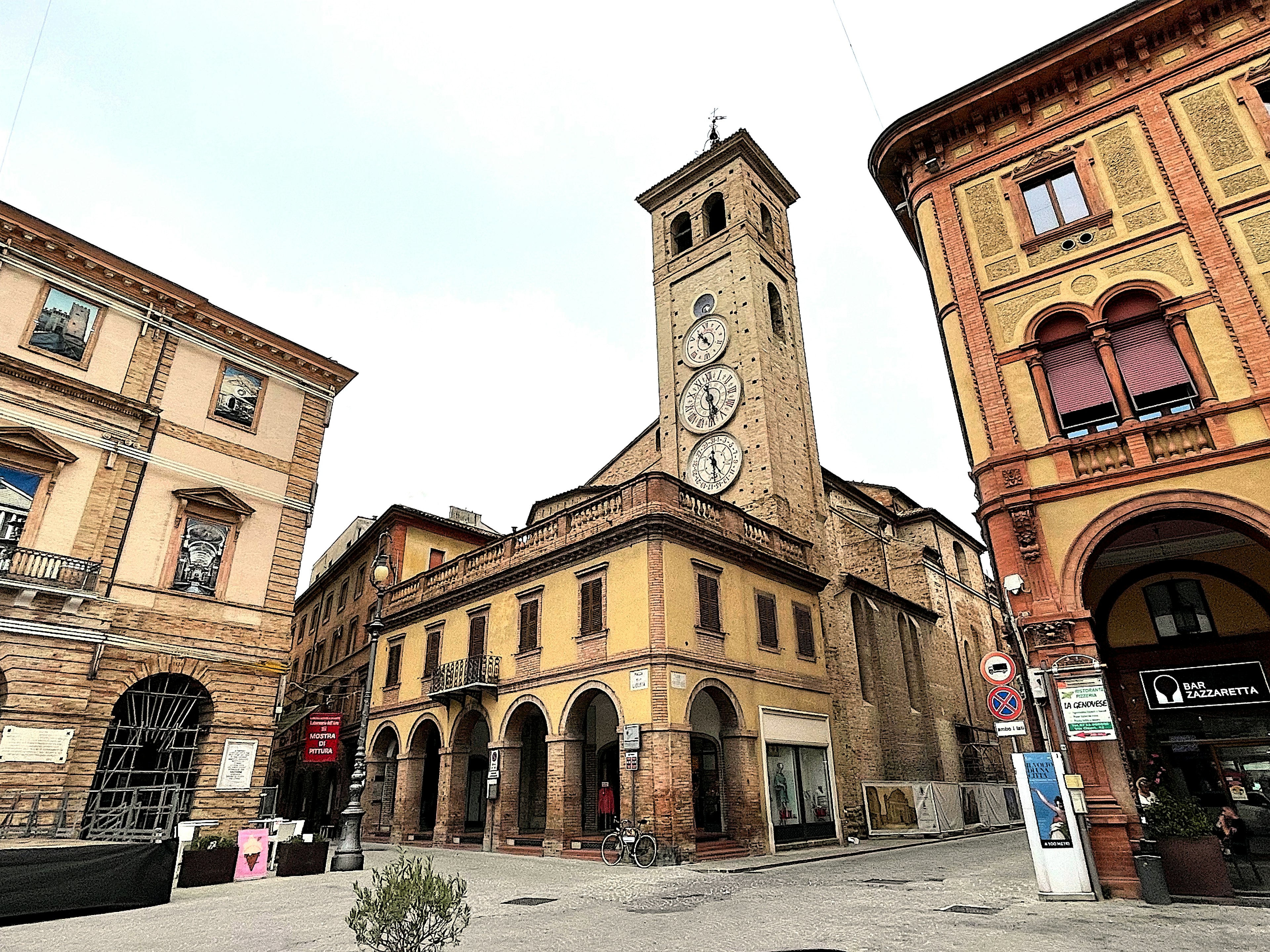 Torre degli Orrologi, Tolentino, Le Marche, Italy