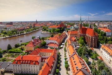 Wroclaw, top view of the historical district Ostrow Tumski.
1268301952