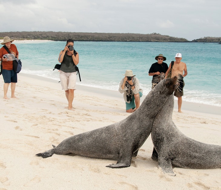 day trip cost to galapagos islands
