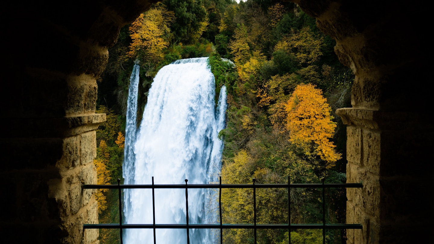 1454446497
stream - flowing water, marmore falls