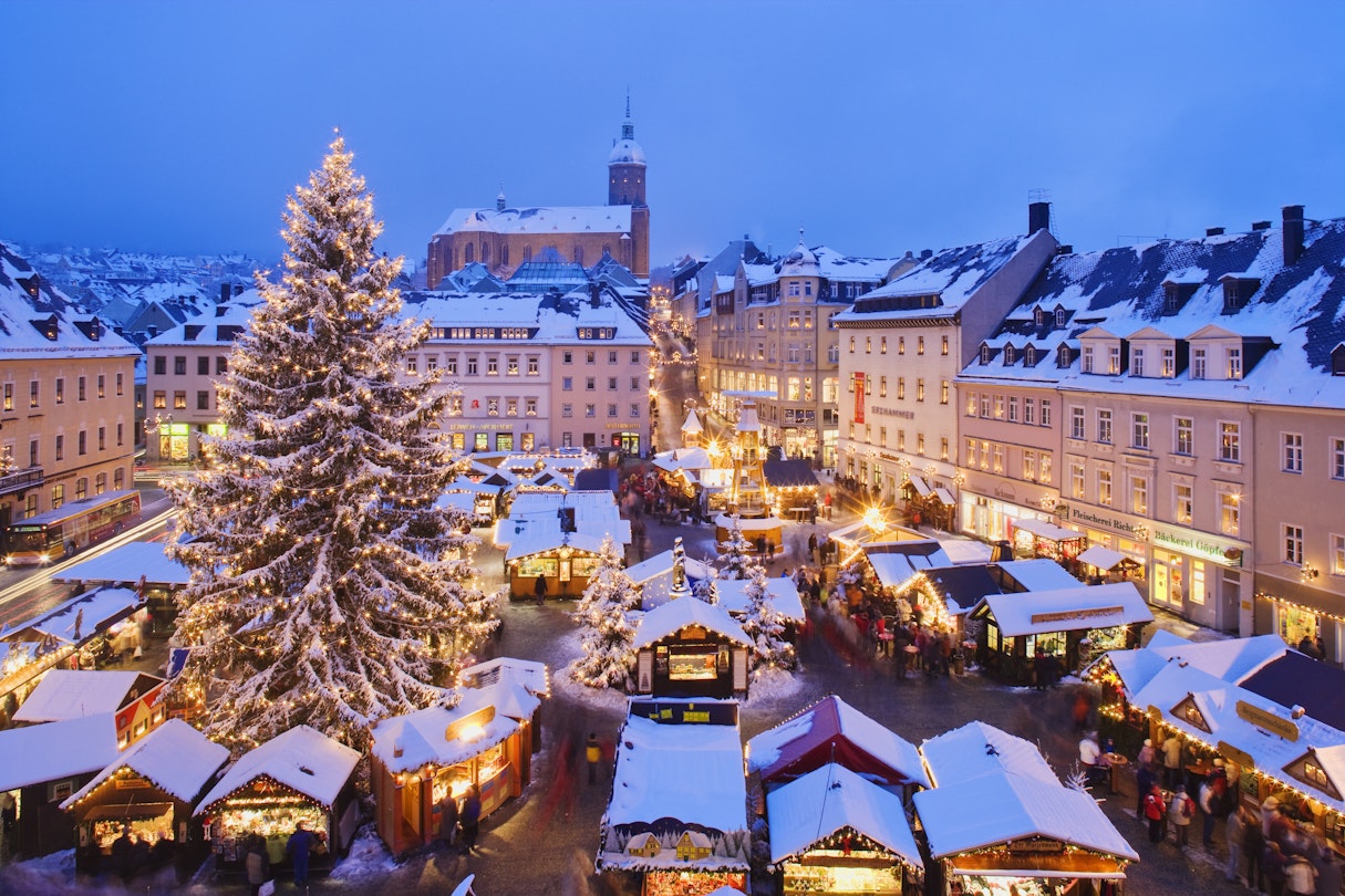 best places to visit christmas markets