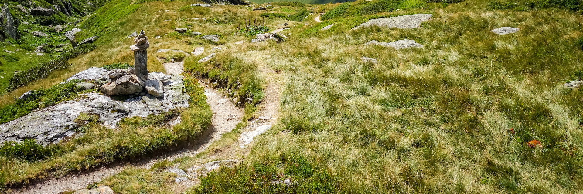 Alpine glaciers and mountains landscape in Pralognan la Vanoise. French alps.
1290214538
pralognan, pralognan la vanoise