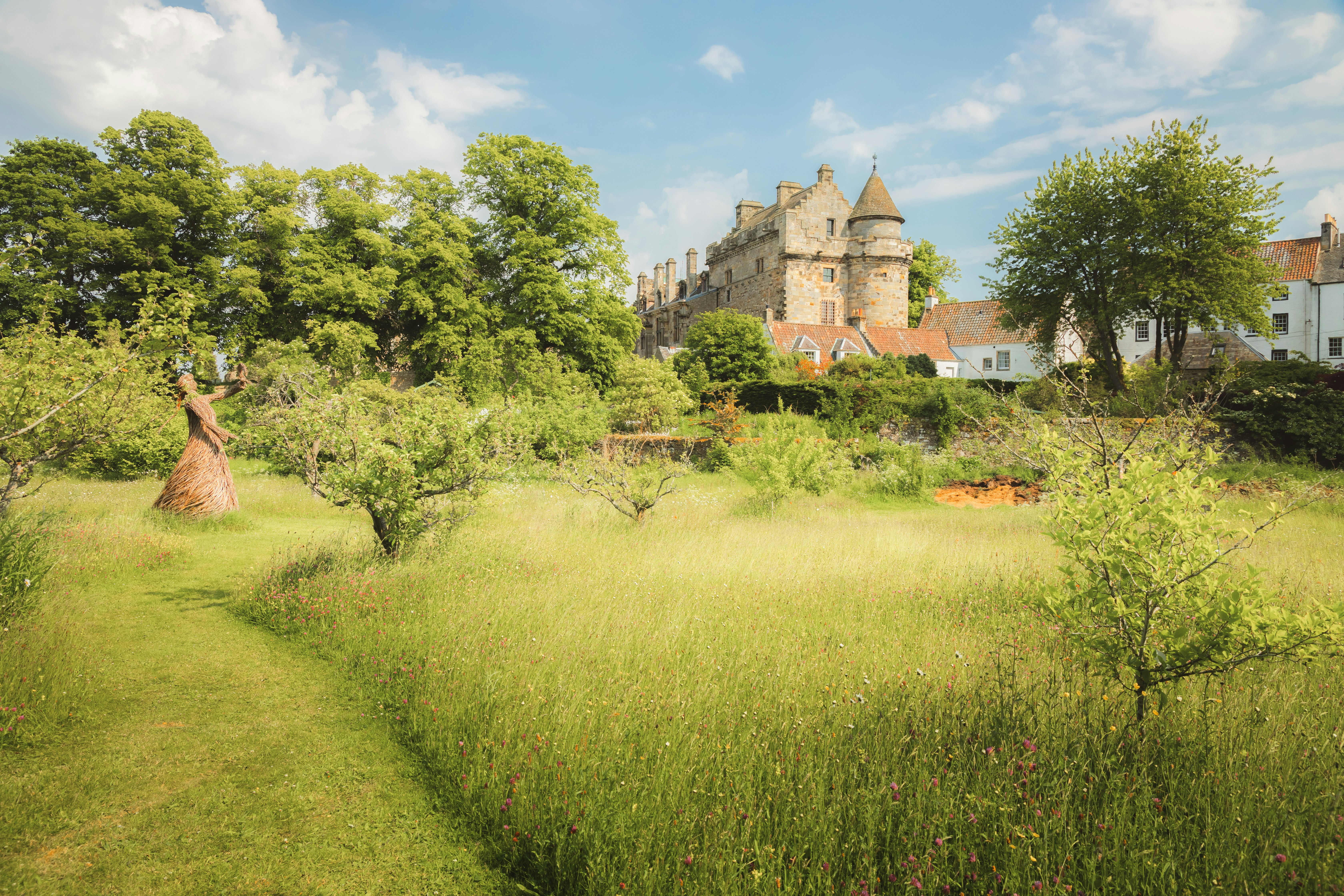 Historic Falkland Palace and village with landscaped gardens on a sunny summer day in Fife, Scotland, UK.
1502567466