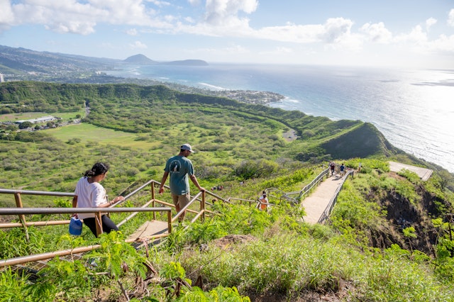 Tourists hiking on the Diamond Head lookout, Honolulu, Hawaii, USA