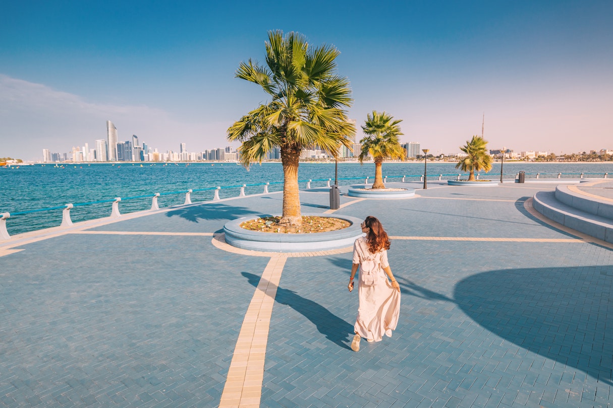 places to visit abu dhabi for free