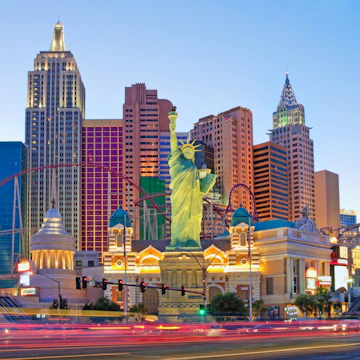 New York-New York hotel casino and replica of the Statue of Liberty located on the Las Vegas Strip in Las Vegas, Nevada.
Las Vegas, USA - May 28, 2017: New York-New York hotel casino and replica of the Statue of Liberty located on the Las Vegas Strip in Las Vegas, Nevada.
914442300
las, strip, evening, rush, landmark, york, skyline, nv