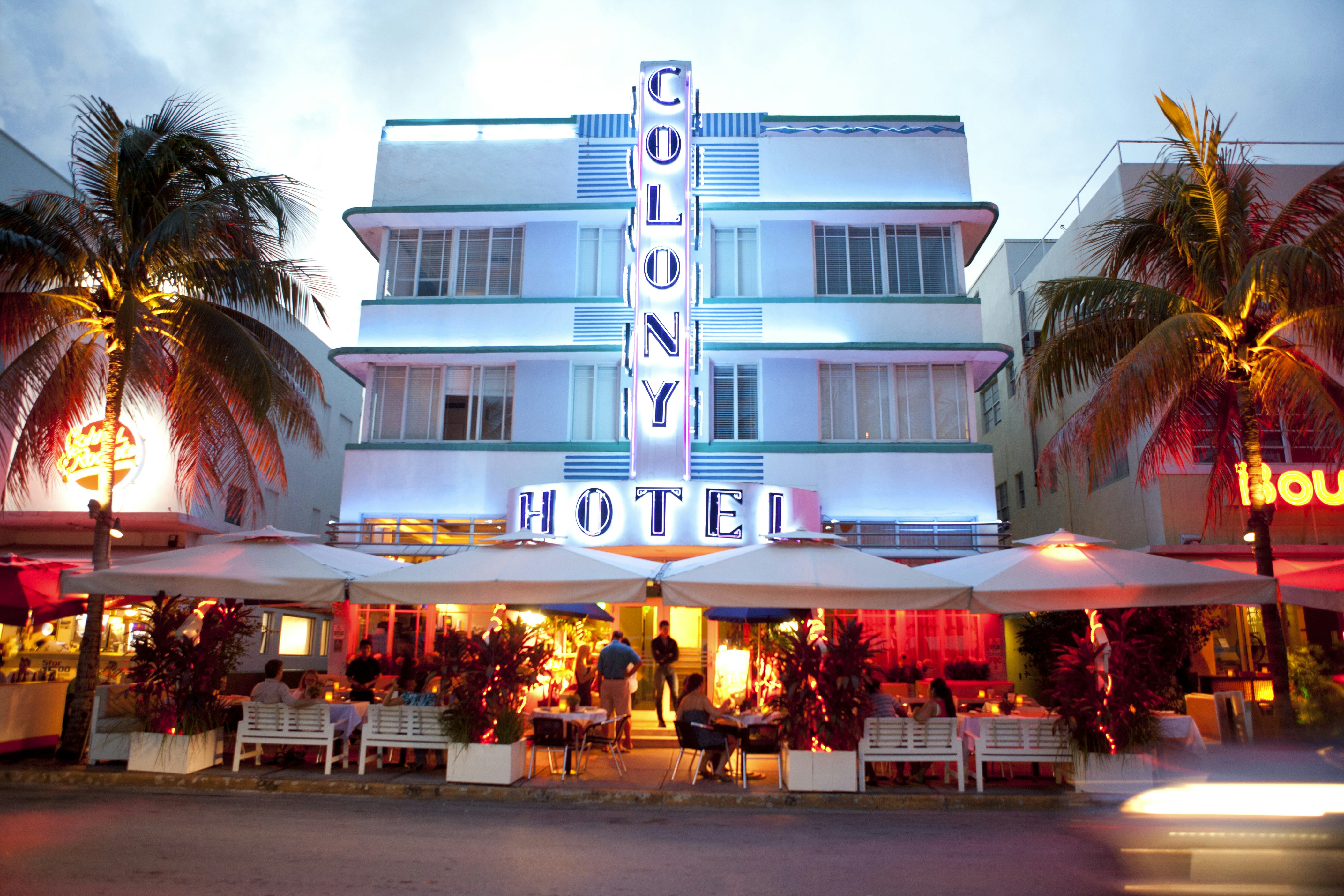 Lonely Planet Traveller Magazine, Issue 36, Florida, Perfect trip
Art Deco era Colony Hotel on Ocean Drive.
