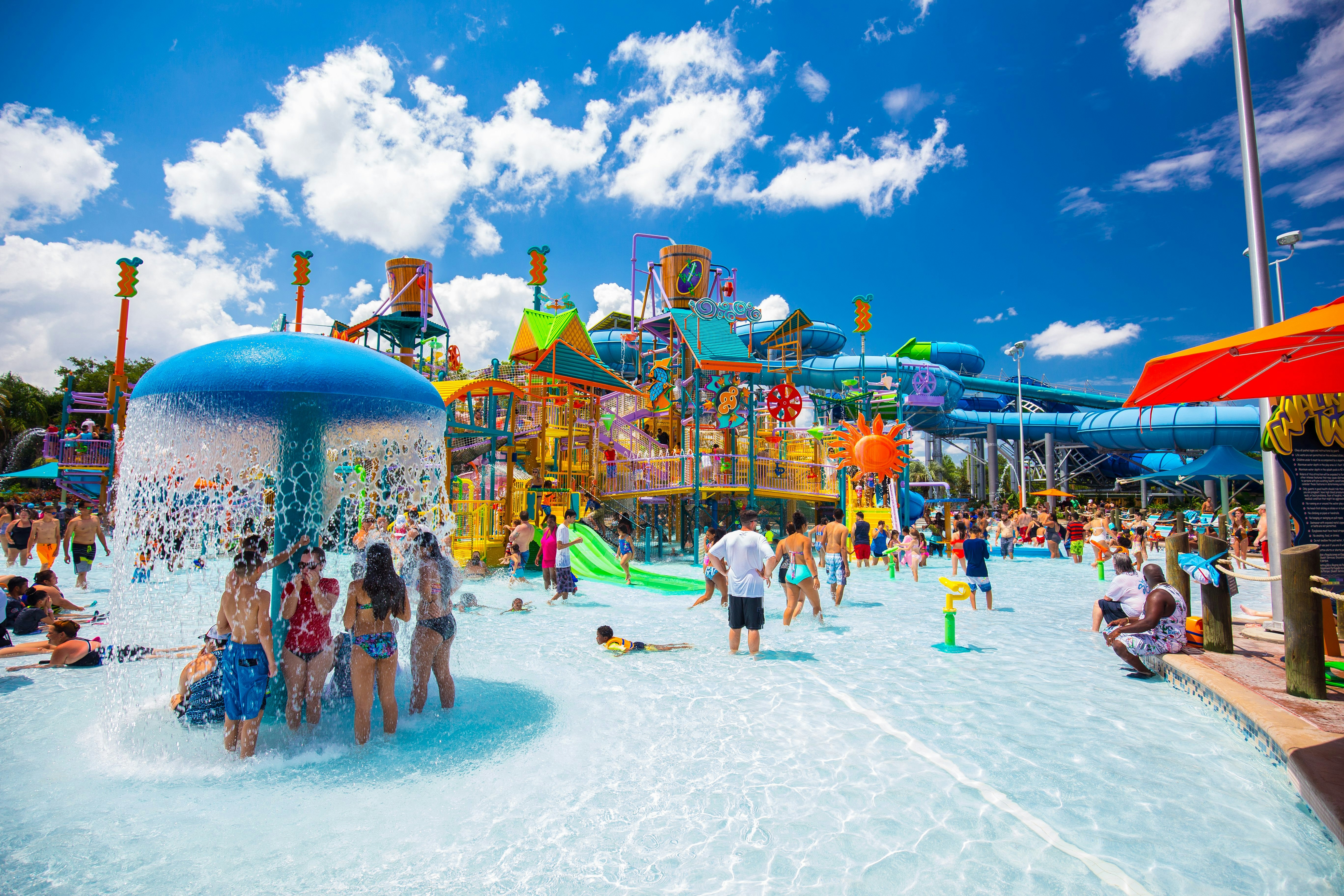USA. FLORIDA. ORLANDO. AUGUST 2018: Water parks Aquatica -  Sea World. Water slides.
florida, aquatica, sea world, water slide, water playground