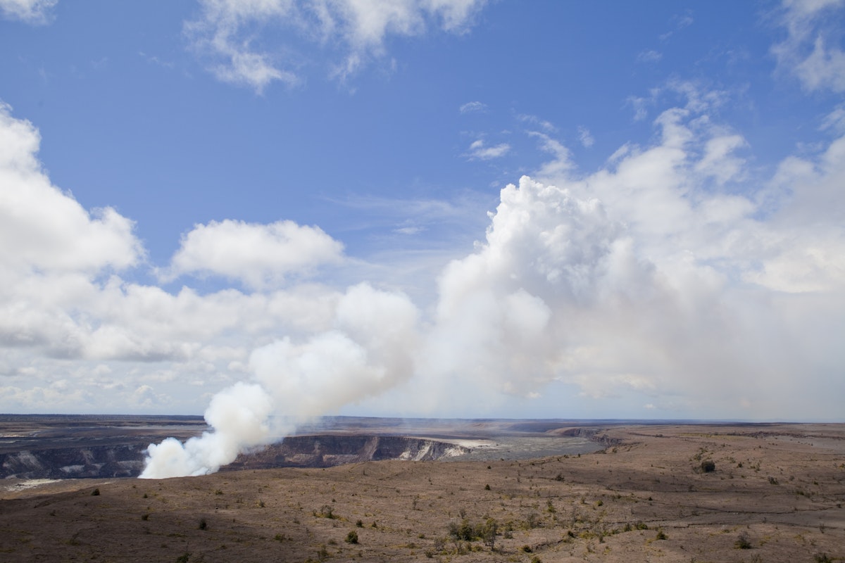 Kilauea crater fumarole expelling fumes.
467882084
Cloudscape, Pele, Kilauea, Geology, Fumes, Exploding, Wide Angle, Big Island, Hawaii Islands, Day, Island, Volcanic Crater, Fumarole, Volcano, Earth, Cloud, Fog, hot spot, sulfide, Gas, Crater, Halemaʻumaʻu