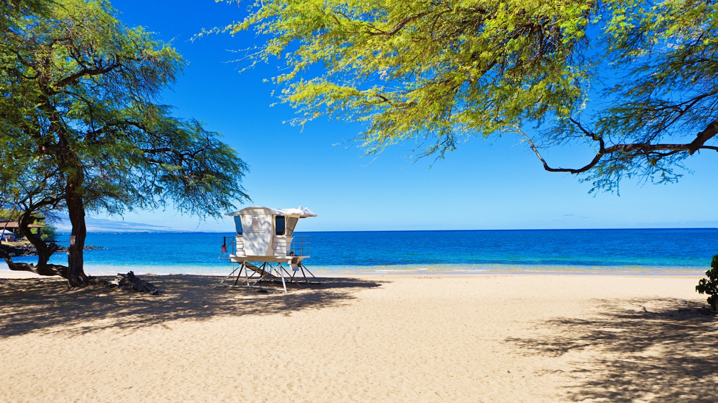 Samuel M. Spencer Beach, one of the most popular white sand beach on the Big Island of Hawaii. A frequent destination for local residents and tourists alike. Located in South Kohala on the northwest shore of the island of Hawaii with beach front resort and hotel nearby. Taken on March 19, 2017 in Hapuna Beach, Hawaii.
682405998
scenics, Samuel M Spencer Beach