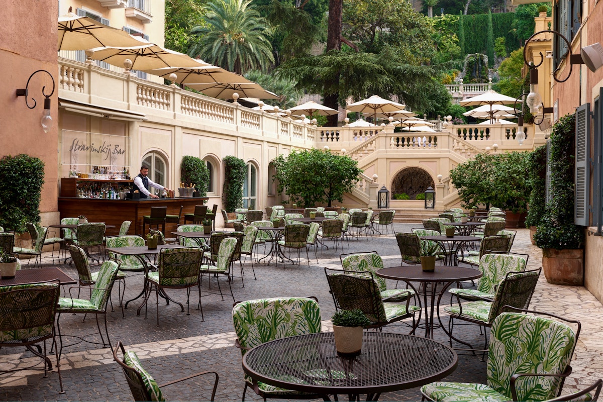 Stravinskij Bar in Hotel de Russie in Rome