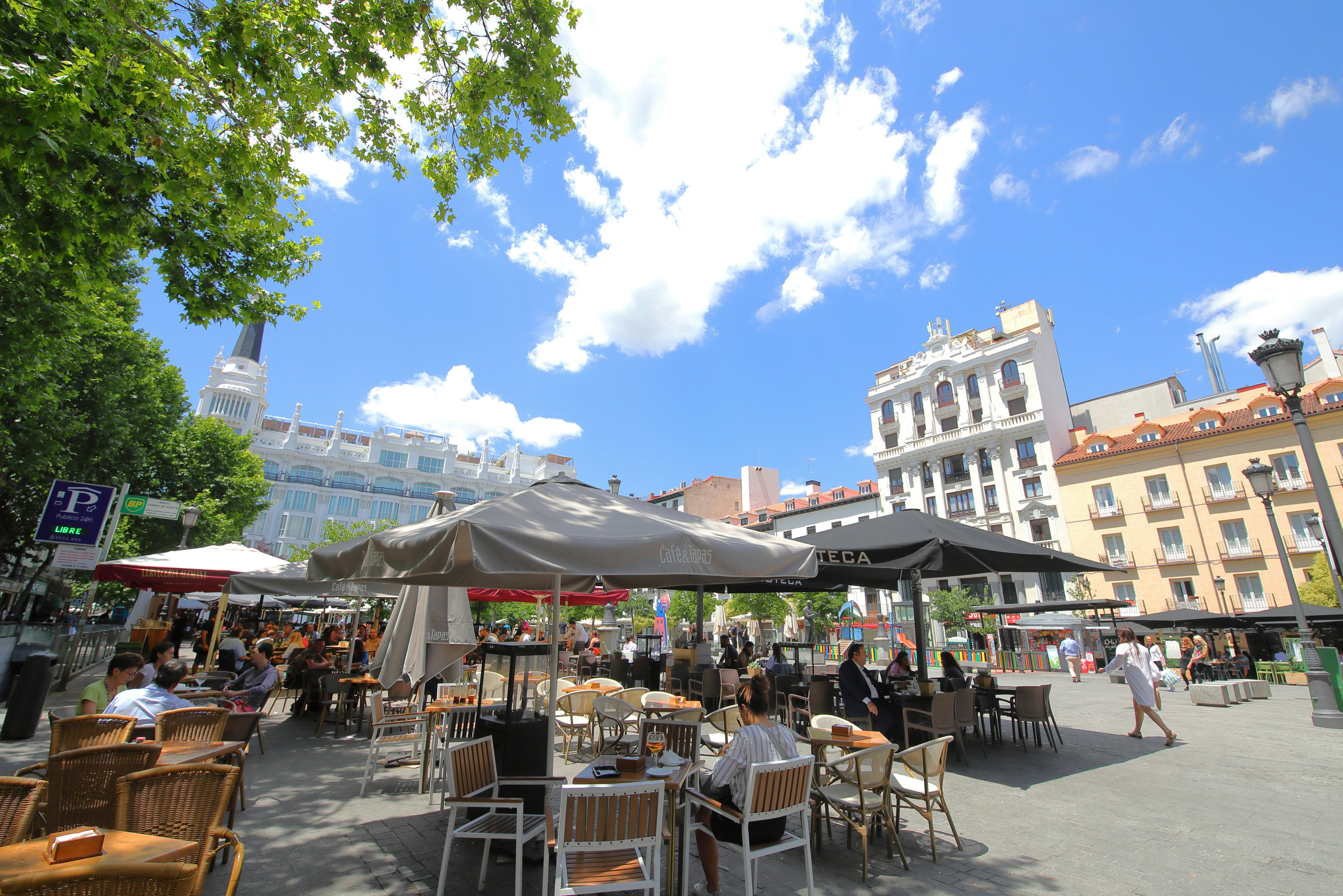 Plaza de Santa Ana square outdoor restaurant Madrid Spain