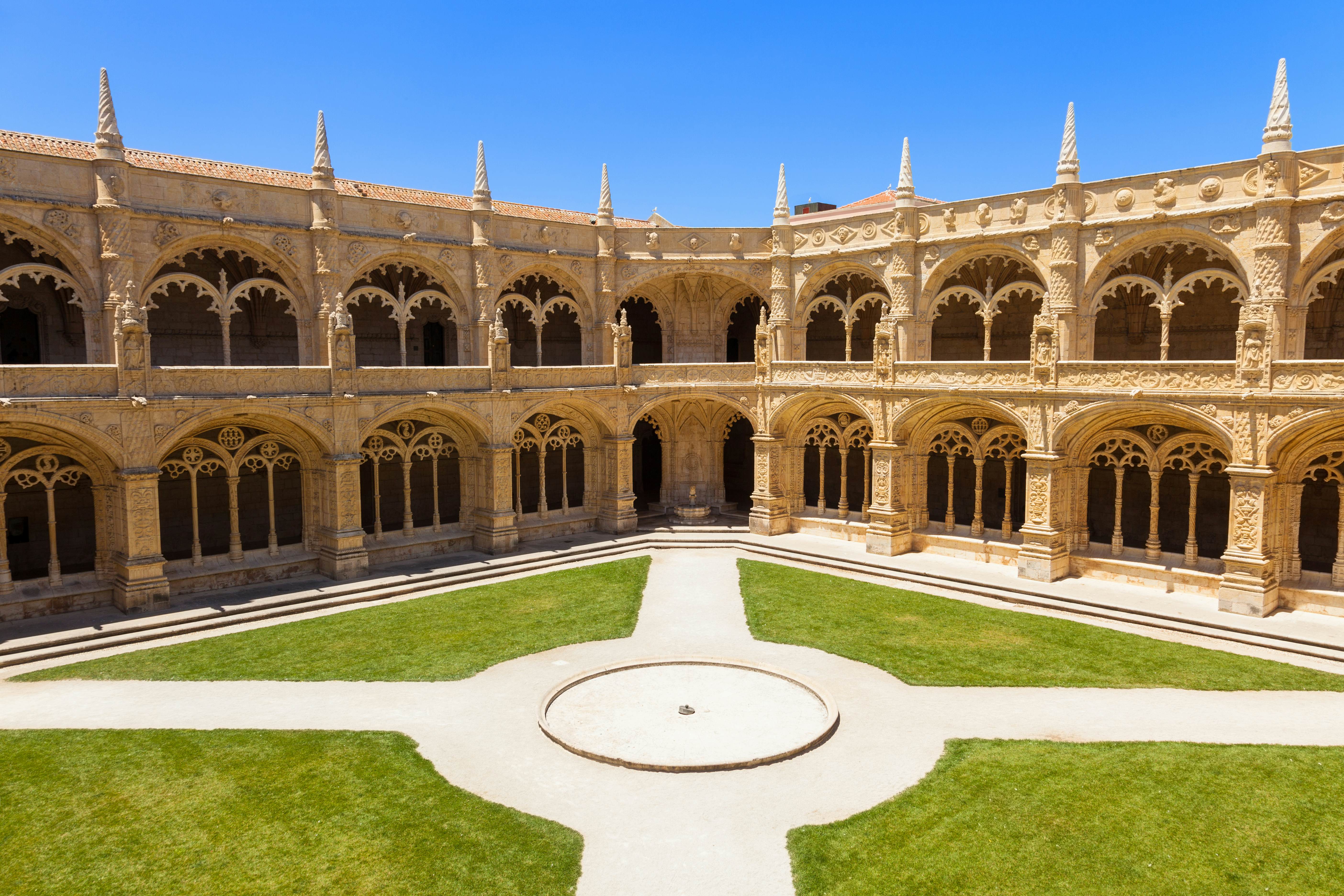 Typical example of the Manueline style (Portuguese late-Gothic). UNESCO World Heritage Site
469470992
No People, Antique, Portuguese Culture, Convent, Cloister, Mosteiro Dos Jeronimos, Abbey, Christianity, Religion, Gothic Style, Medieval, History, Old, Cultures, Famous Place, Architecture, Travel Destinations, Panoramic, Lisbon, Portugal, Europe, Monastery, Church, Monument, Jeronimos, manueline, hieronymites, UNESCO World Heritage Site