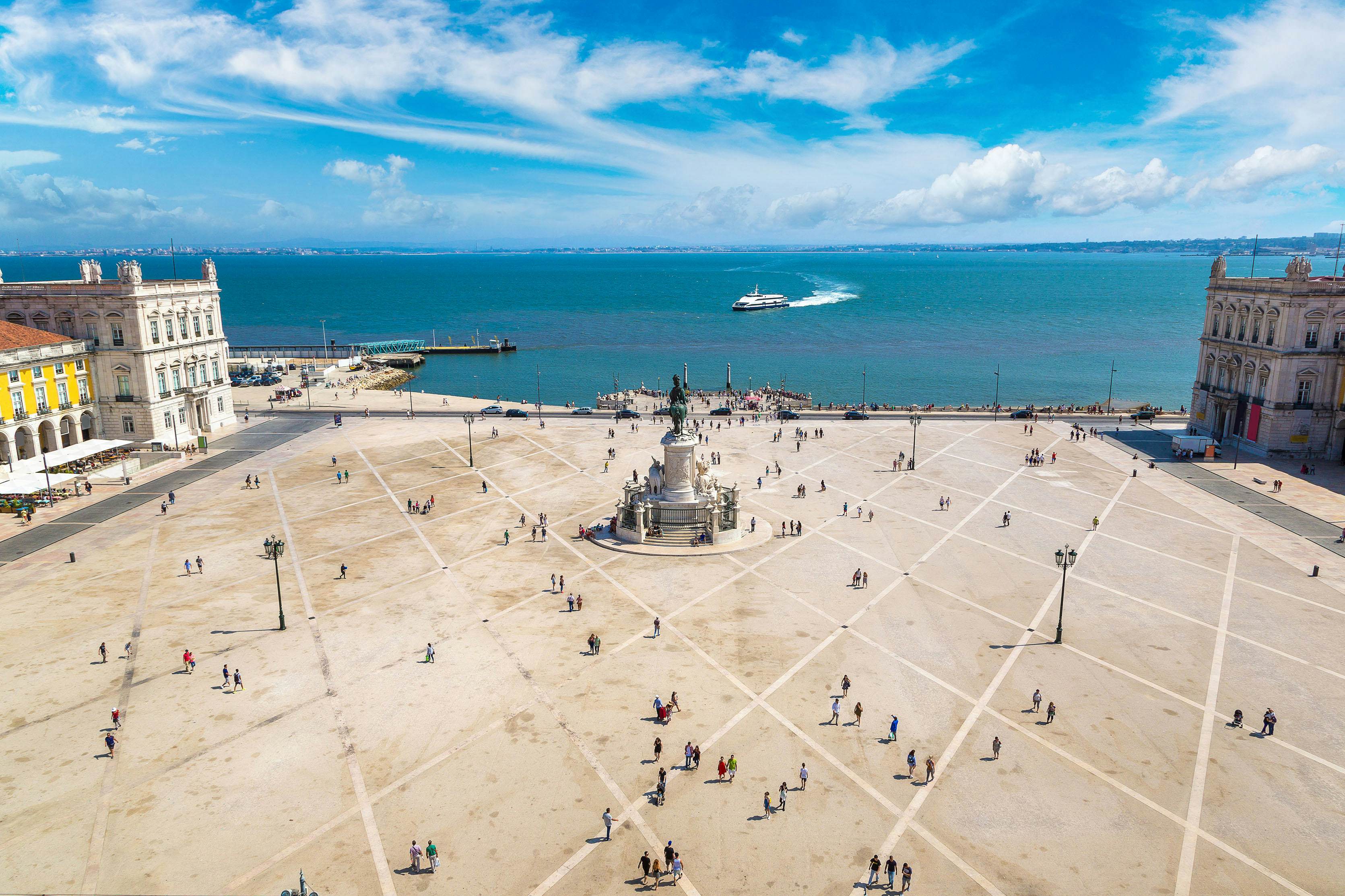 Praça do Comércio | Baixa & Rossio, Lisbon | Attractions - Lonely Planet