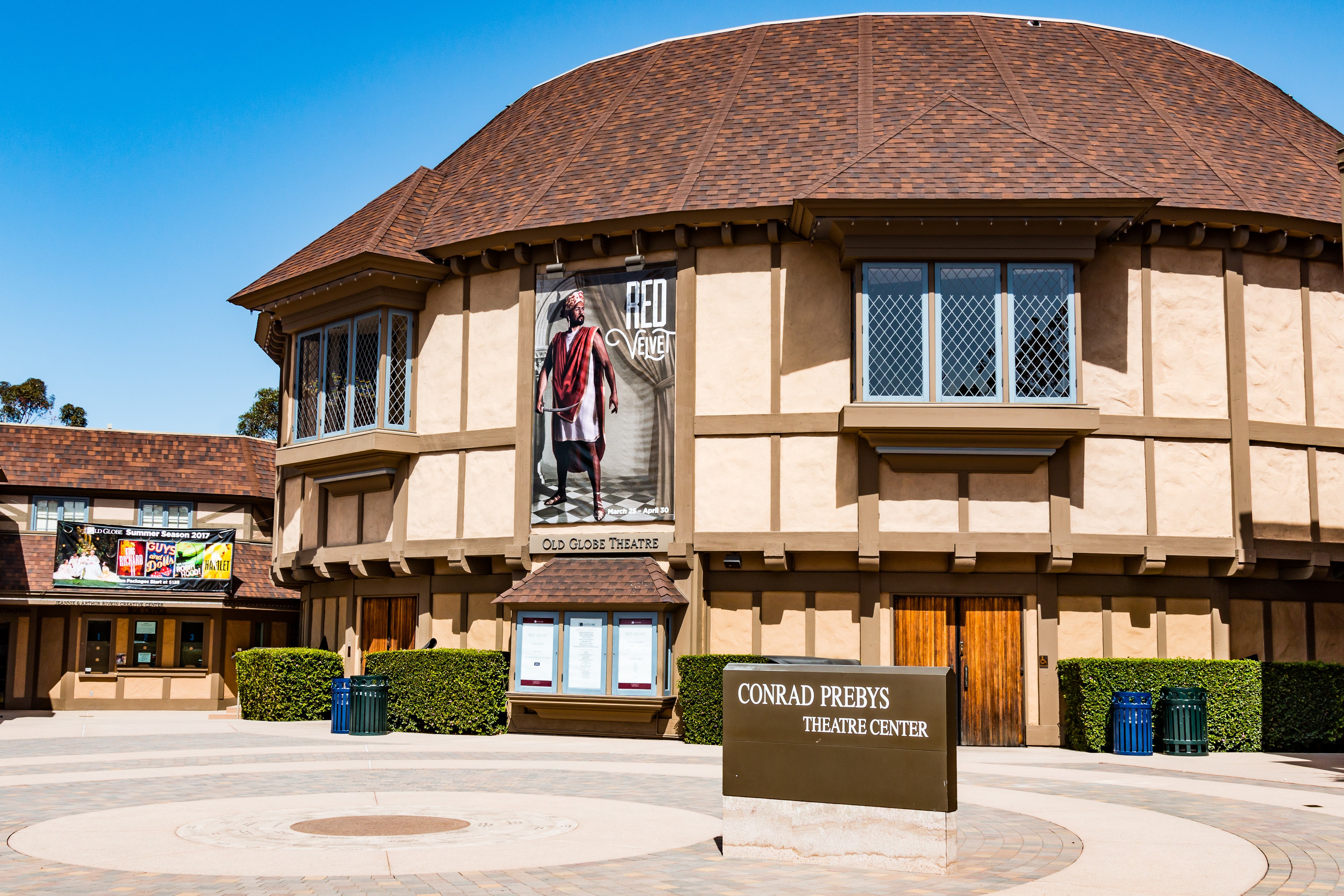 A dome-roofed theater modeled after The Globe in London