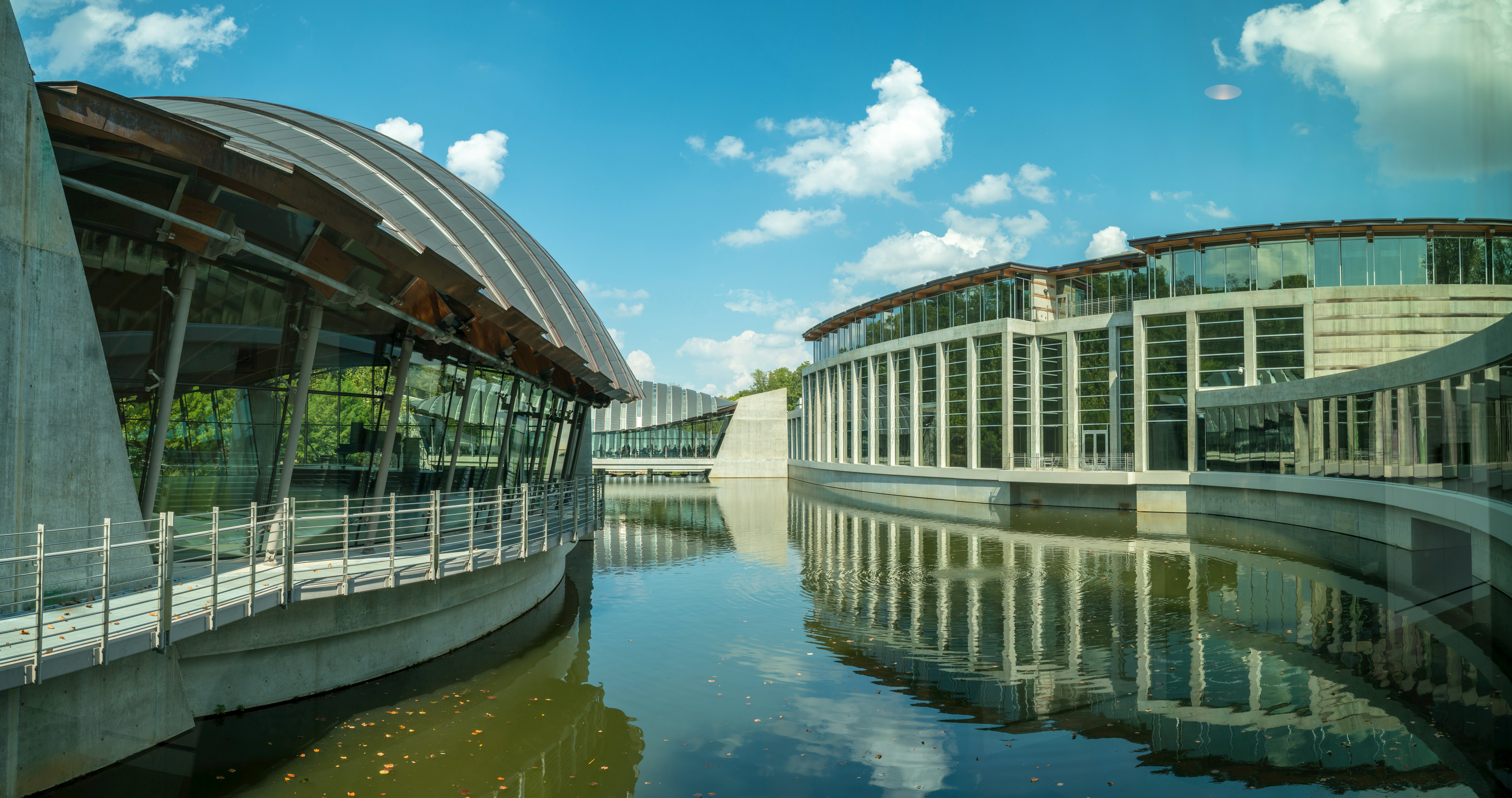 View of the modern architecture at Crystal Bridges Museum of Art in Bentonville, Arkansas.