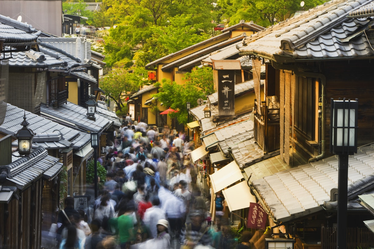 Tourists fill a street lined with traditional wooden houses near Kiyomizu-dera, one of Kyoto's most popular shrines.
520342558
crowd:CB1, tourist:CB3, travel:CB2, urban scene:CB2, house:CB2, motion blur:CB2, street:CB2, city:CB2, street scene:CB2, Kyoto:CB2