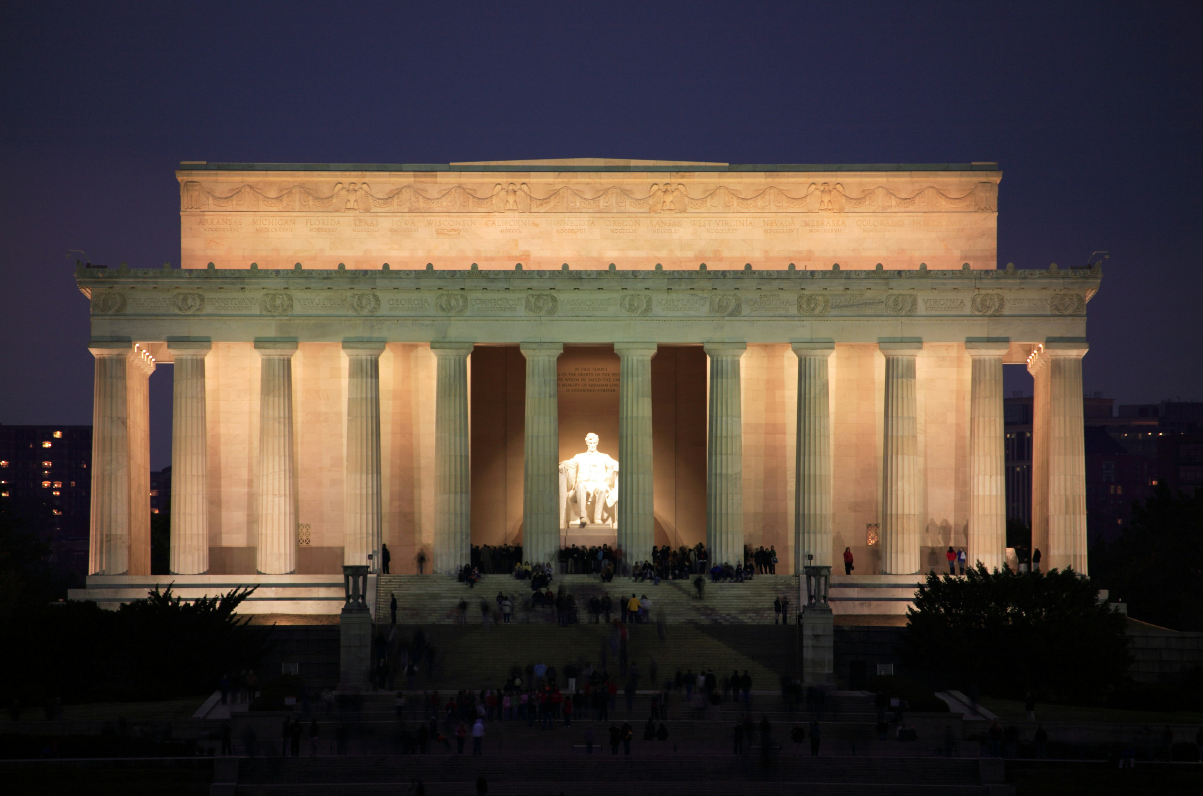 The Lincoln Memorial illuminated at night