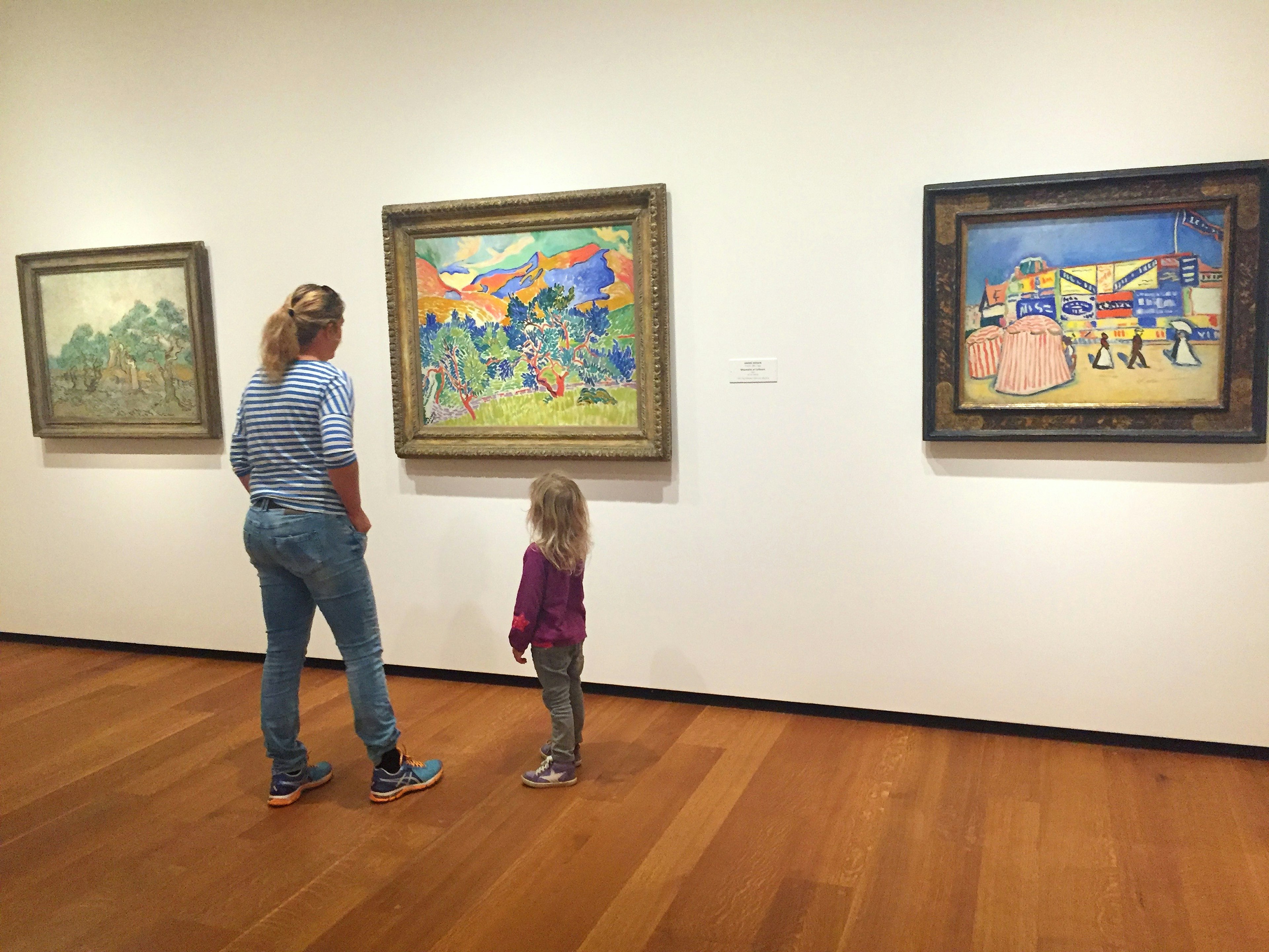 A woman and a child at the National Gallery of Art East Building, Washington DC