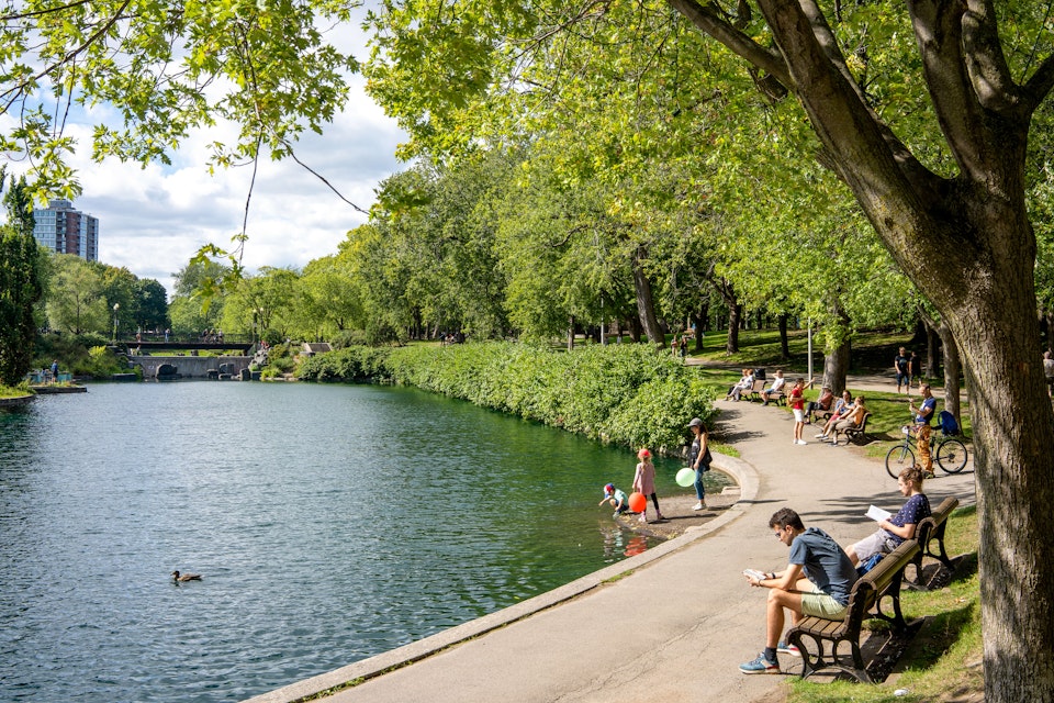 La Fontaine Park in Montréal was the perfect place to take a break after a few long days of cycling.