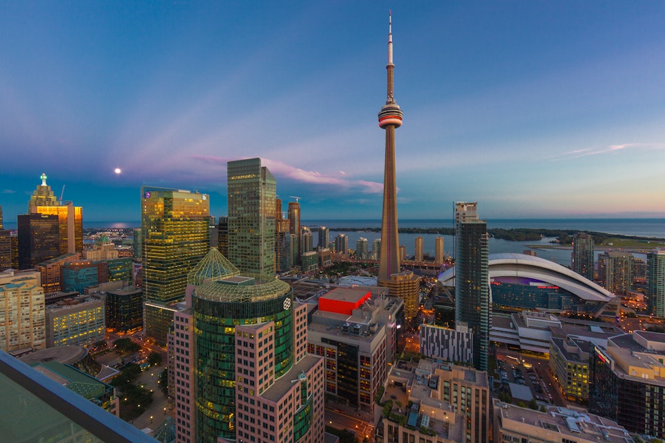 Toronto Cityscape with CN Tower and view of Lake Ontario
465466108
Lake Ontario, Skydome, CN Tower, Night, Moon, Cityscape, night photography, Downtown Toronto