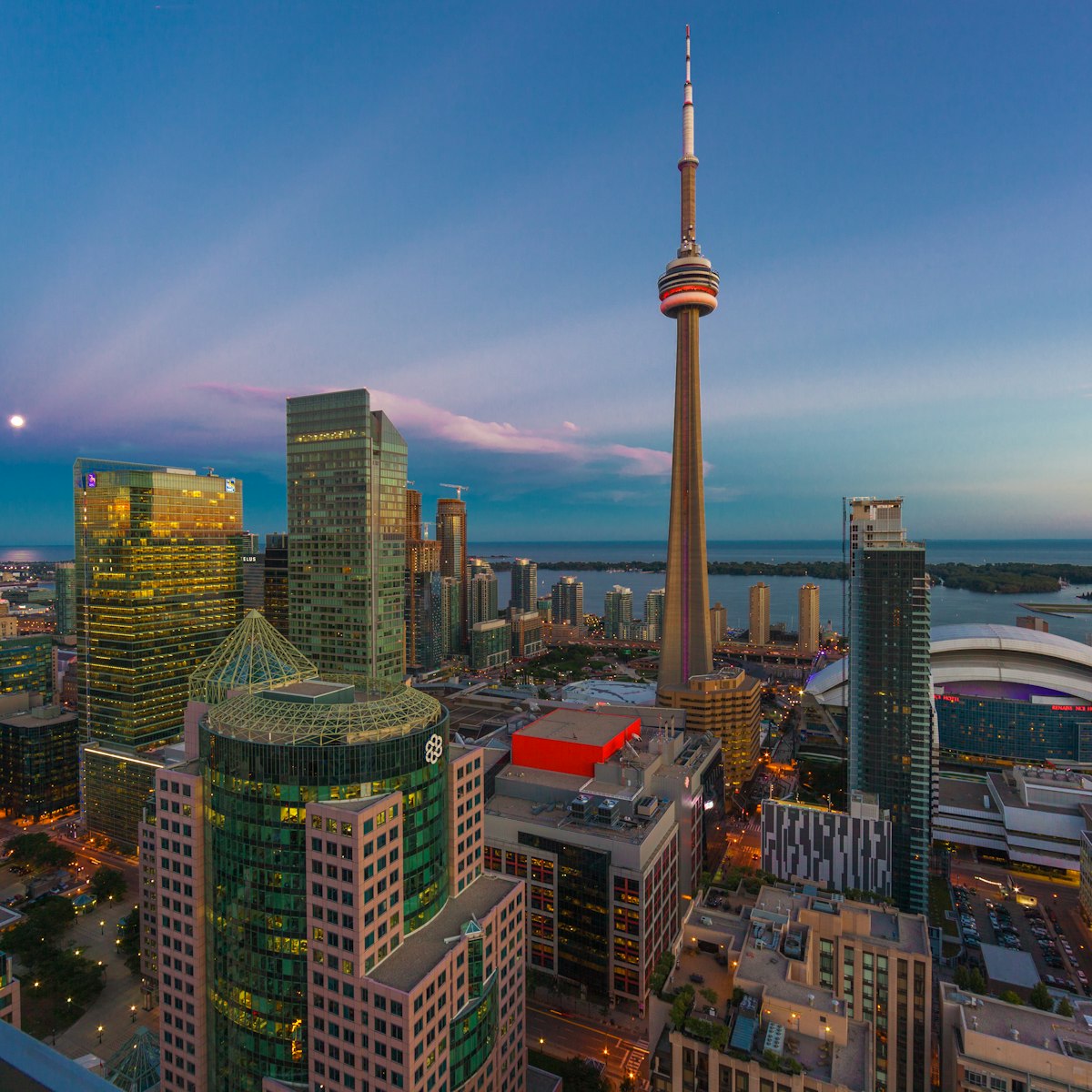 Toronto Cityscape with CN Tower and view of Lake Ontario
465466108
Lake Ontario, Skydome, CN Tower, Night, Moon, Cityscape, night photography, Downtown Toronto