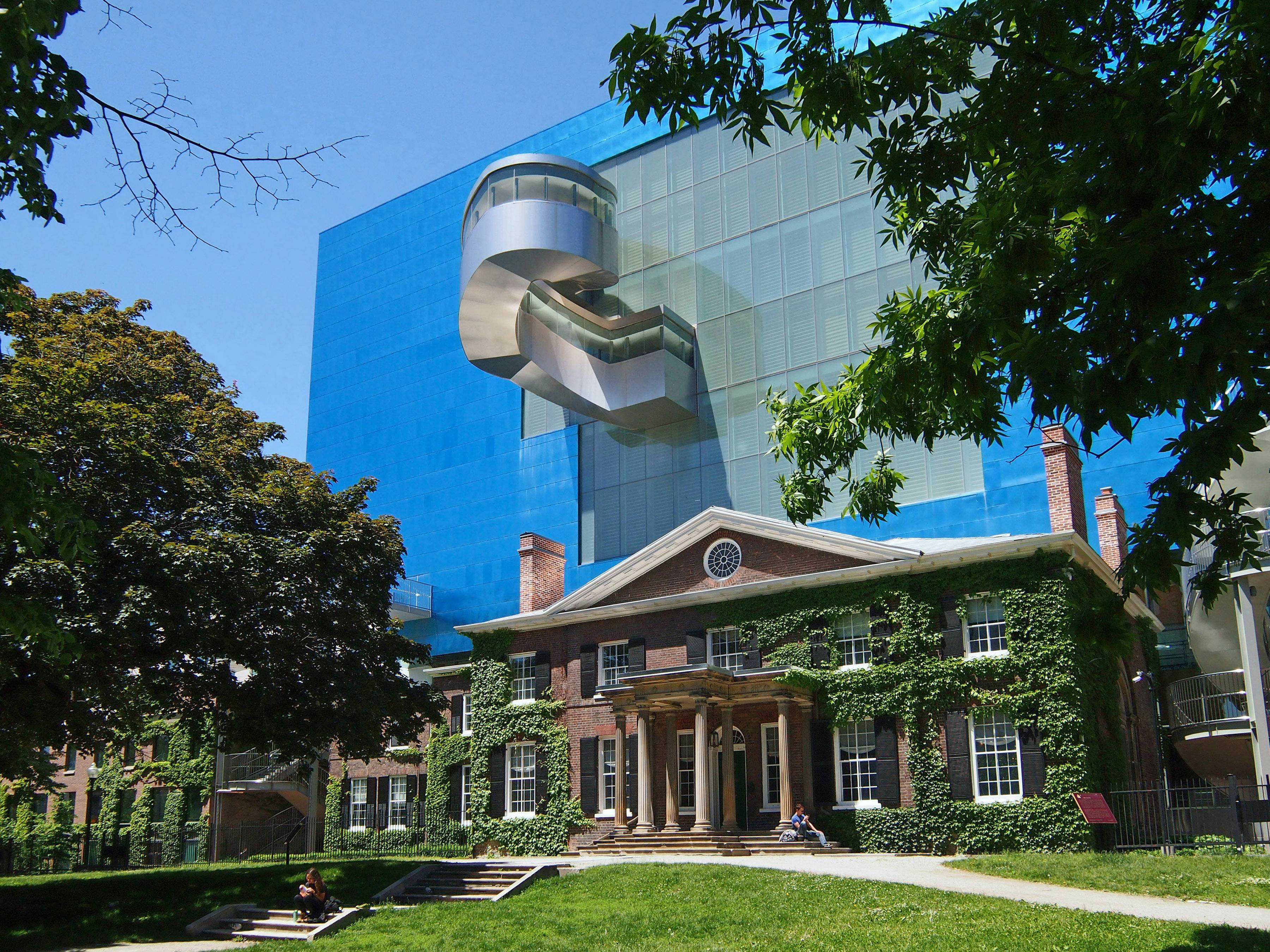 June 4, 2013: Exterior of the Art Gallery of Ontario with a Victorian mansion and a controversial modern addition by architect Frank Gehry.
141690523
art gallery of ontario, building exterior, frank gehry, modern architecture, park, toronto, tree