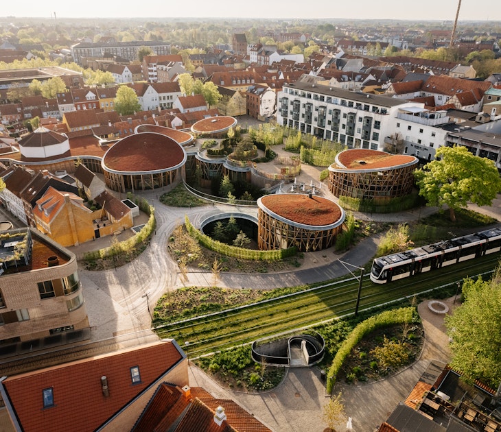 Aerial drone view of Odense city on a sunny day.
1493697954